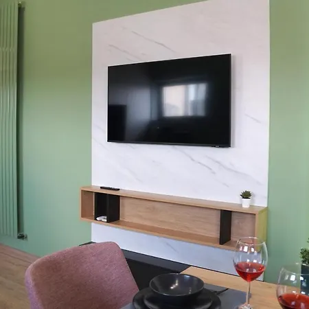 Sunnyside - Location *